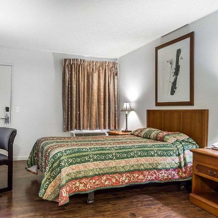 Rodeway Inn Vallejo Eksteriør bilde